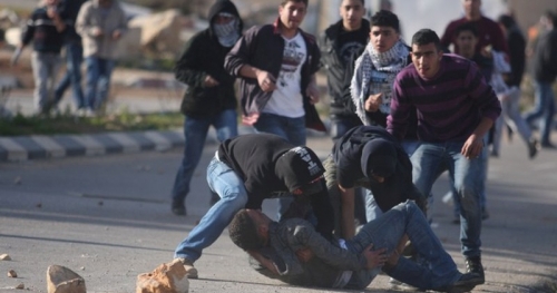 اصابة فلسطينيين اثنين برصاص الجيش الاسرائيلي بقطاع غزة