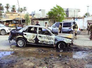 مقتل ستة عسكريين بينهم ضابط كبير بهجوم انتحاري غرب العراق
