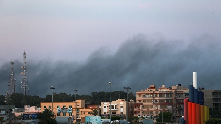 خمسة قتلى في سقوط قذيفة على حي سكني في بنغازي شرق ليبيا