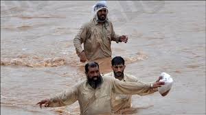 انتشال 3 جثث بعد وقوع فيضانات وسط #المغرب فيما يزال شخصان مفقودين