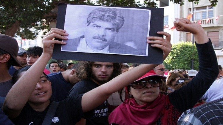 تونس: توقيف مسؤول أمني سابق متورط بقضية اغتيال محمد البراهمي