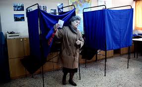 بدء التصويت في الانتخابات التشريعية المبكرة في اليونان
