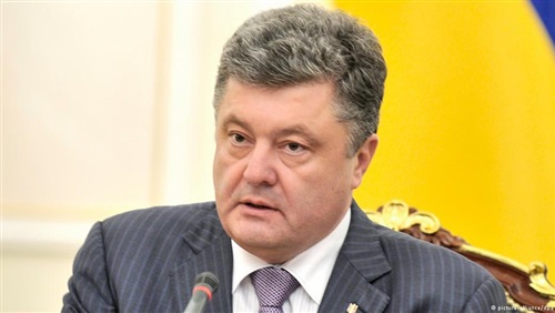 بوروشينكو يعين جون ماكين مستشارا للرئاسة الاوكرانية
