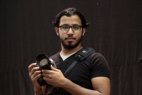 منظمات تنتقد سجن مصور بحريني وتجريده من جنسيته
