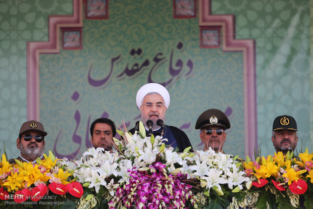 الرئیس روحاني: علی الریاض أن تبادر بإعادة العلاقات مع ایران
