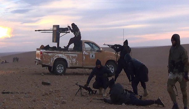 وكالة: داعش يستهدف سنجار غرب بالموصل بصاروخي غراد