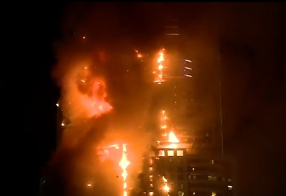 حريق هائل في احد فنادق دبي قبيل الاحتفالات بالسنة الجديدة
