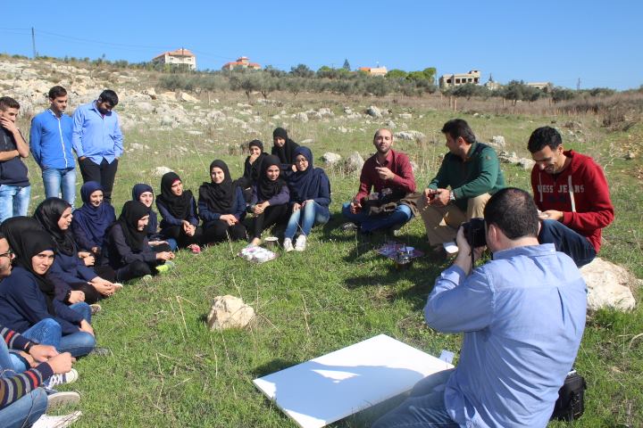 ملتقى الألوان الفني في ثانوية شحور 