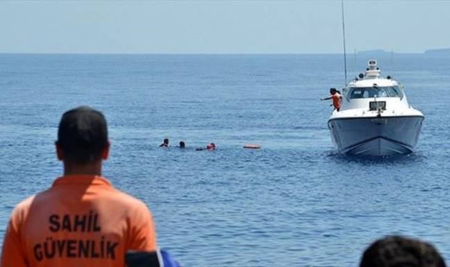 مصرع تسعة مهاجرين على الاقل في غرق مركبهم قبالة سواحل #تركيا