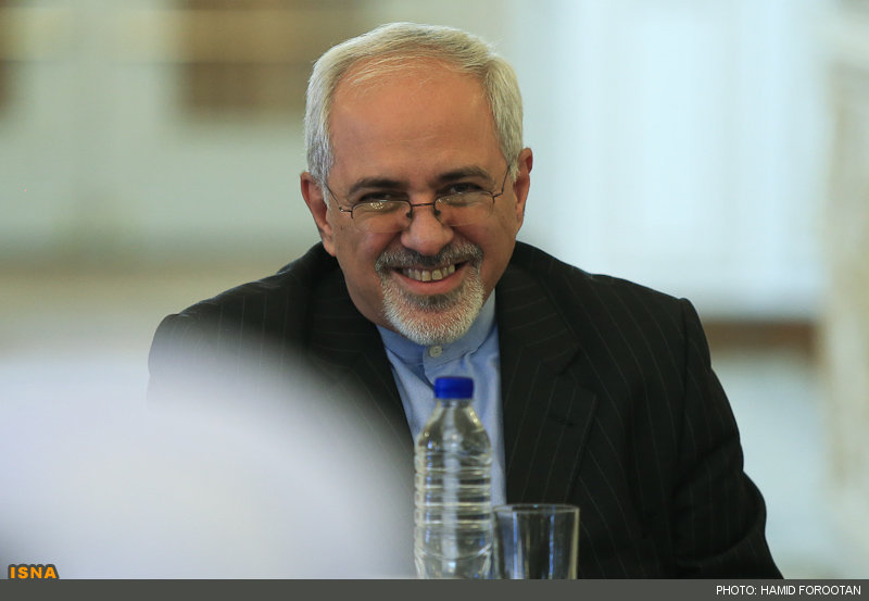 ظريف: تجارب إيران الصاروخية لا تتعارض مع الاتفاق النووي