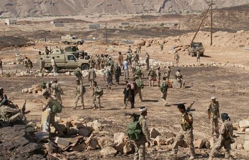 الجيش اليمني واللجان الشعبية يتقدمون في ثعبات بمحافظة بتعز