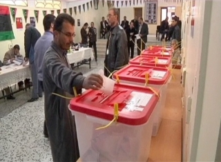 Libyans Vote in First Post Gaddafi Elections
