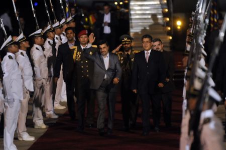 Ahmadinejad Welcomed in Venezuela 
