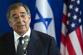 Panetta: US Strike on Iran Harder than Israeli Attack
