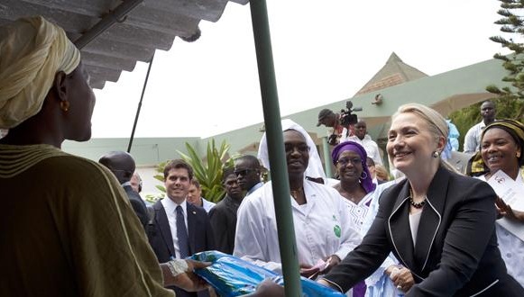 Clinton Arrives in First South Sudan Visit
