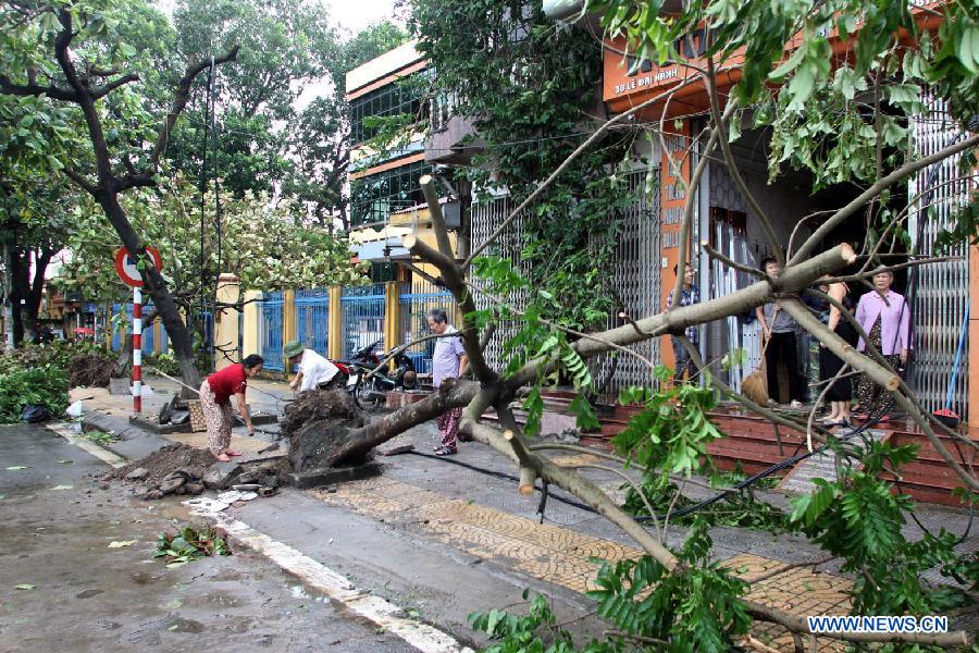 Typhoon Son-Tinh Wreaks Havoc in South China