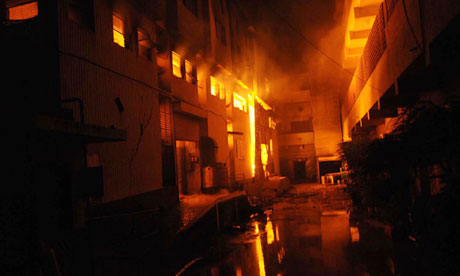 Huge Garment Factory Fire in Karachi Kills Scores
