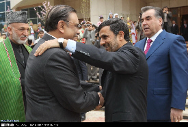 Ahmadinejad: Nowruz Effective Step to Unity against Aggression