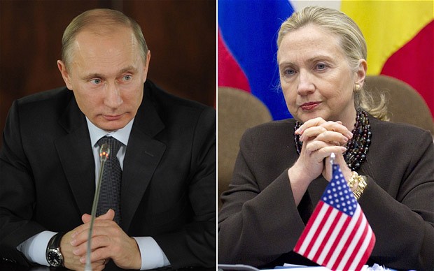 Russian President Vladimir PUtin (left) and US Secretary of State Hellary Clinton (right)