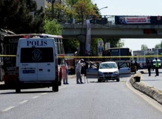 Istanbul Bomb Attack Injures 16
