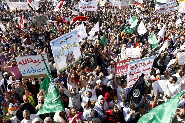 Thousands of Egyptians Rally for Sharia –Based Constitution