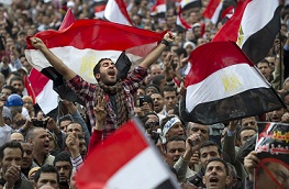 Egyptian Police Clash with Protestors, Arrest Some

