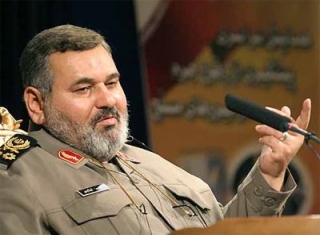 Iranian Commander: Plan to Close Hormuz Strait Ready