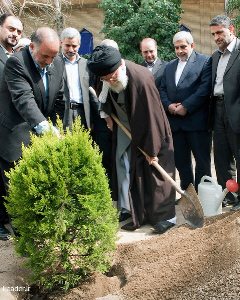 Supreme Leader Plants a Tree on National Arbor Day