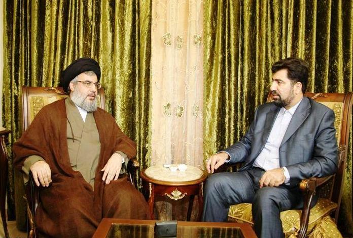 Ahmadinejad Congratulates Sayyed Nasrallah, Hails Resistance on Liberation Day
