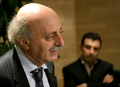 Jumblat: March 14’s Dream to Divide Chouf and Aley Won’t Come True