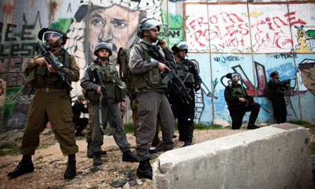 Zionist Soldiers Kill West Bank Teen 
