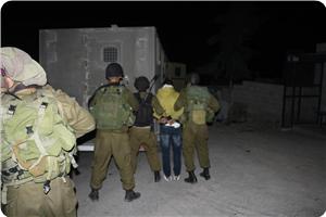 IOF Detains 7 Palestinians in West Bank