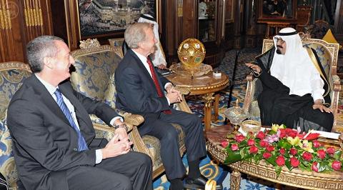 US Senator, Saudi King Discuss Syria Crisis