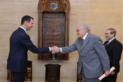 Assad to Brahimi: Any Initiative Should Be Based on Ending Terrorism
