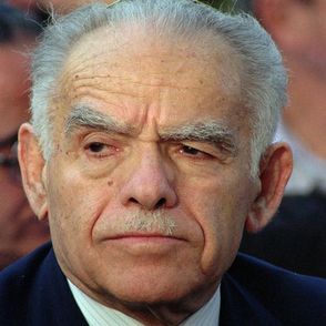 Former Israeli PM Shamir Dies