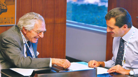 Dean of Lebanese Journalists Ghassan Tueni (left) and his son former MP Jibran Tueni (right)