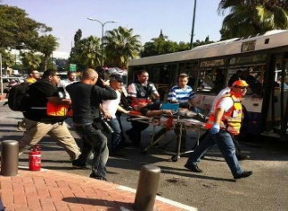 Tel Aviv Bus Explosion Injures over 25, Islamic Jihad Welcomes 
