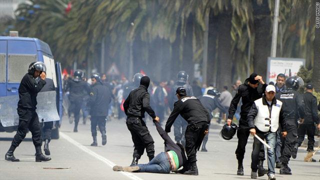 Tunisia Police, Protesters Clash in Deprived Region