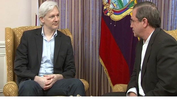 Ecuador: to Continue to Grant Assange Asylum in London Embassy
