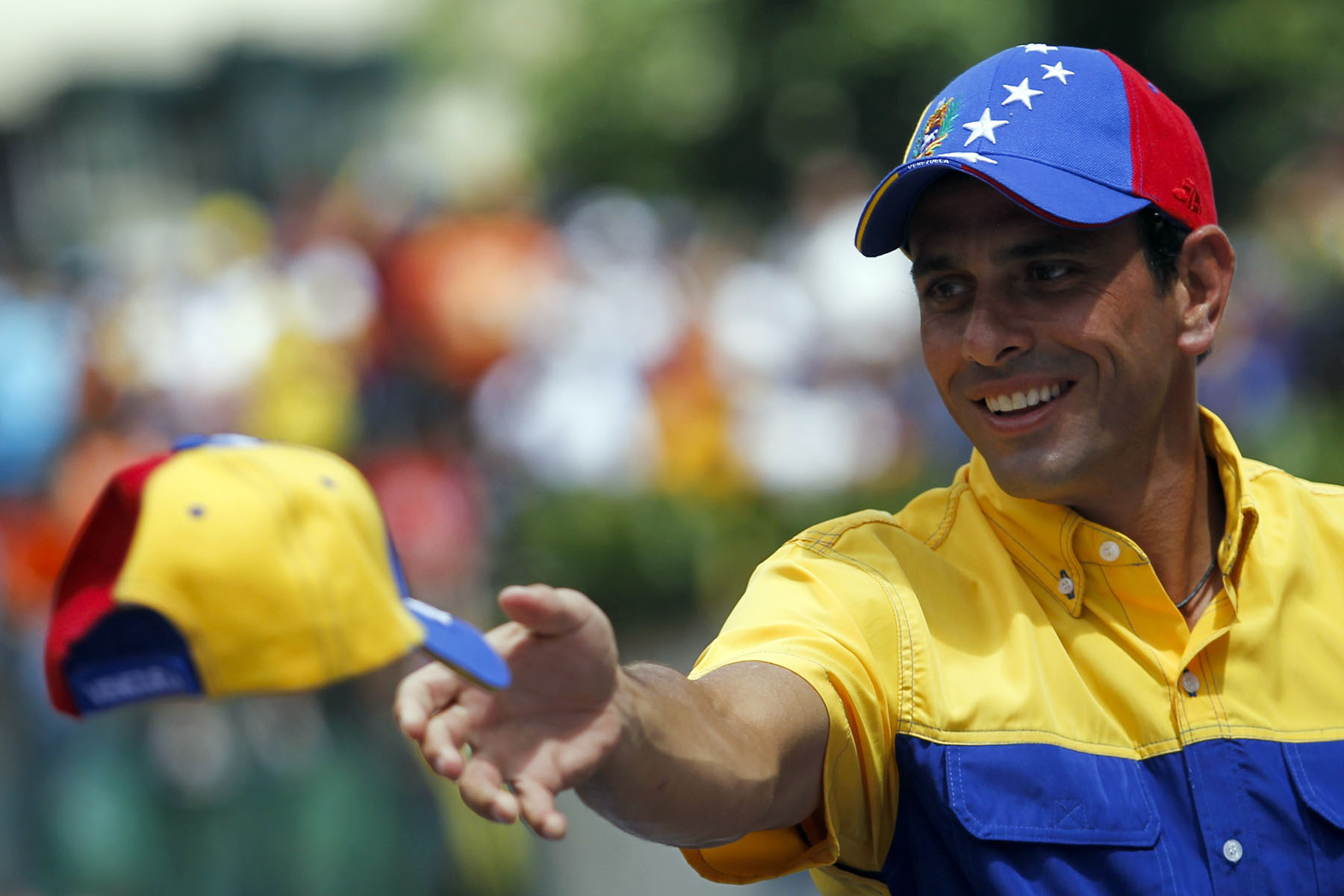 Opposition nominee Henrique Capriles 