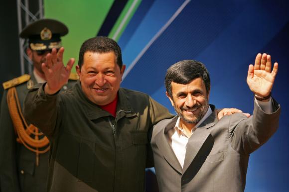 World Leaders Pay Tribute to Chavez, Offer Condolences
