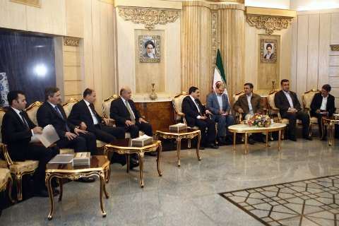 Egypt Mursi’s Delegation in Iran to Discuss Syria Proposal
