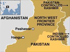 Pakistan Bomb Kills 3 Soldiers