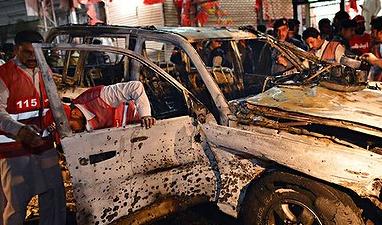 Three Killed in Pakistan Bomb, Gunships Kill 9 Militants
