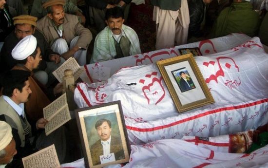 Pakistanis Agree to Bury Dead after Gov’t Promises