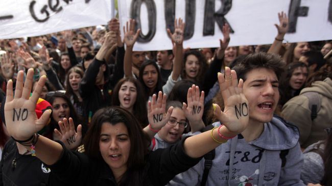 Thousands of Cypriots Protest Bailout Deal
