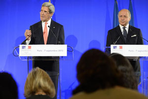 Kerry Reaches out en Francais to Skeptical French on Syria