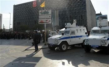 Police Enter Taksim Square Using Tear Gas, Pressurized Water