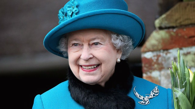 Queen Elizabeth Leaves Hospital after Stomach Ailment