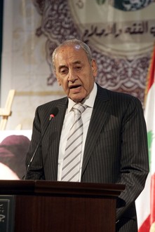 Berri Urges Libya to Reveal Imam Sadr Destiny, Calls for Dialogue in Lebanon